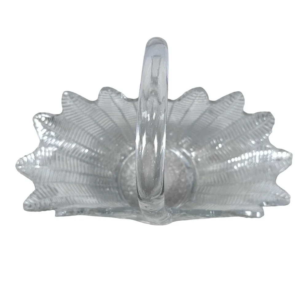 LE Smith Clear Glass Feather Pattern Basket Scalloped Edge Applied Handle 10.5in